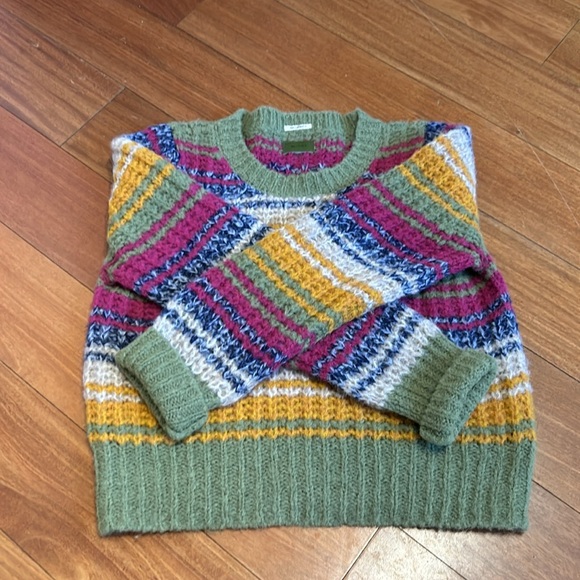 Mother Alpaca Multicolor Puff Sleeve Crop Sweater - Picture 12 of 12